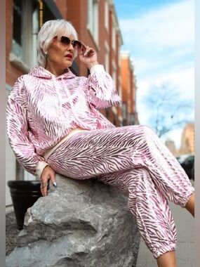 Kate Hewko Pink Zebra Print Sequin Jogger Pants Size XS / S